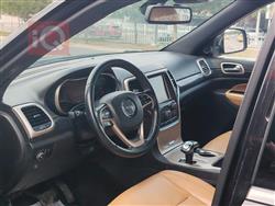 جیپ گراند شیرۆکی